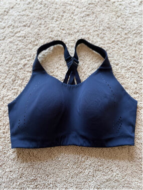 Lululemon Navy 36DD Sports Bra EUC